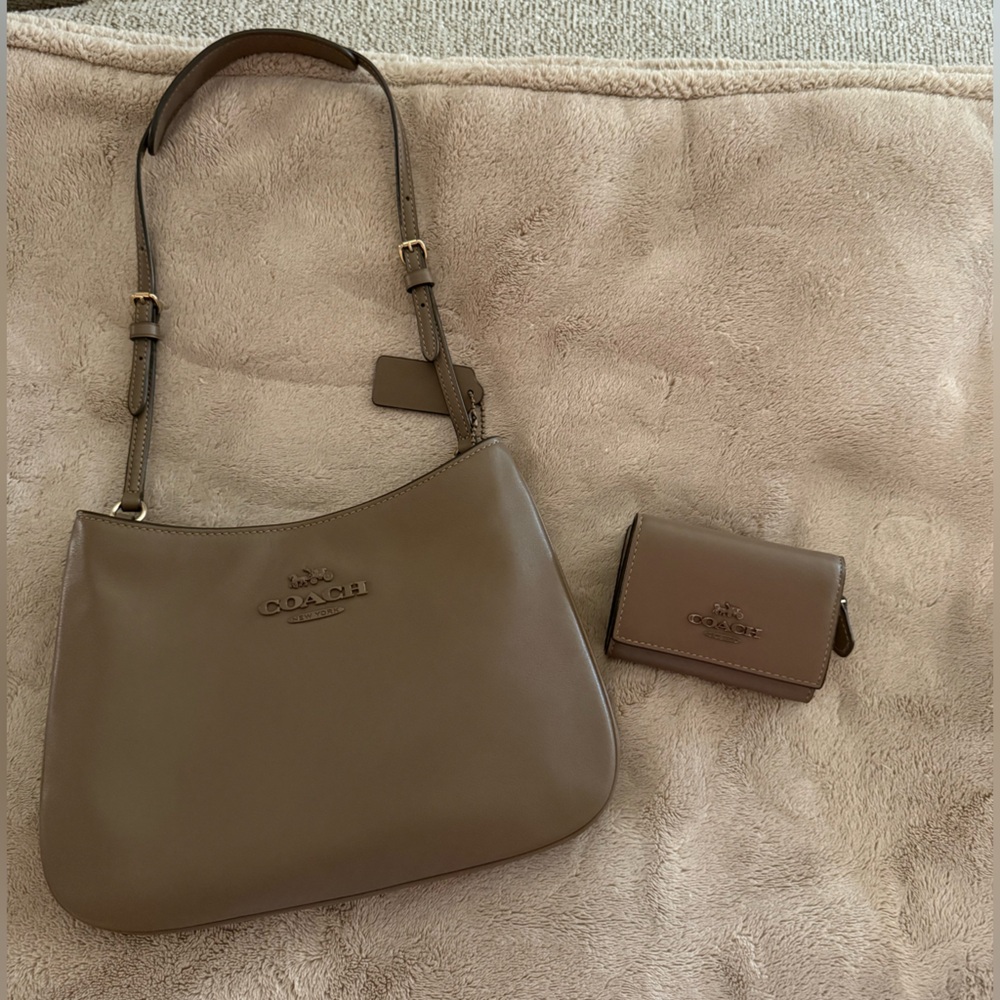 Coach Shoulder Bag